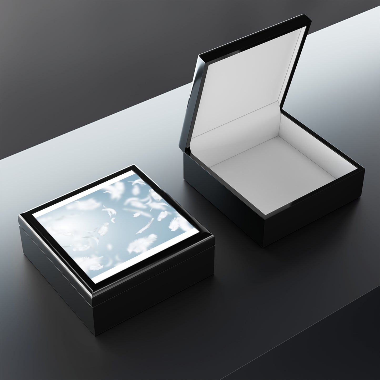 Elegant Feather Jewelry Box - Perfect for Gifts, Special Occasions, Organizing Accessories, Home Decor, Keepsake Storage